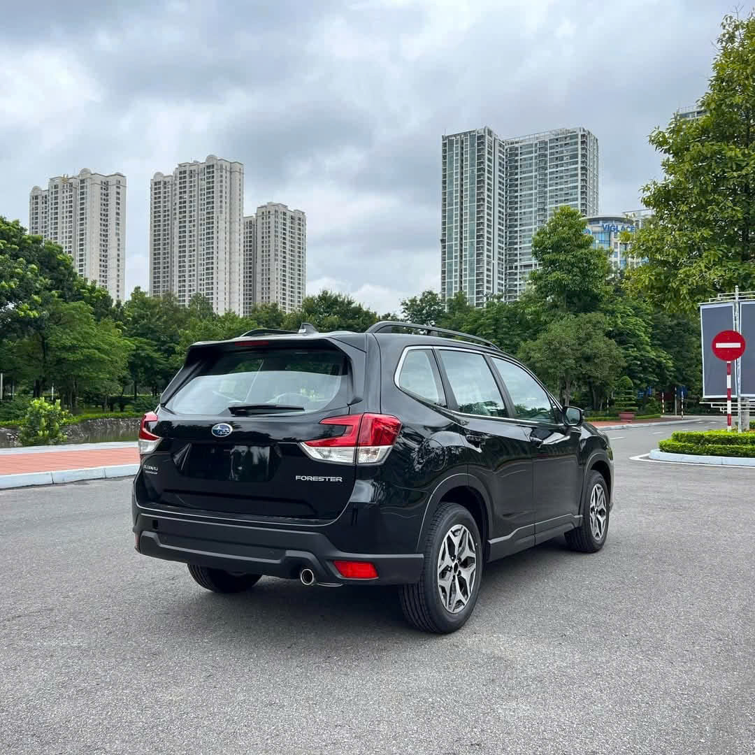 SUBARU FORESTER i-L EyeSight